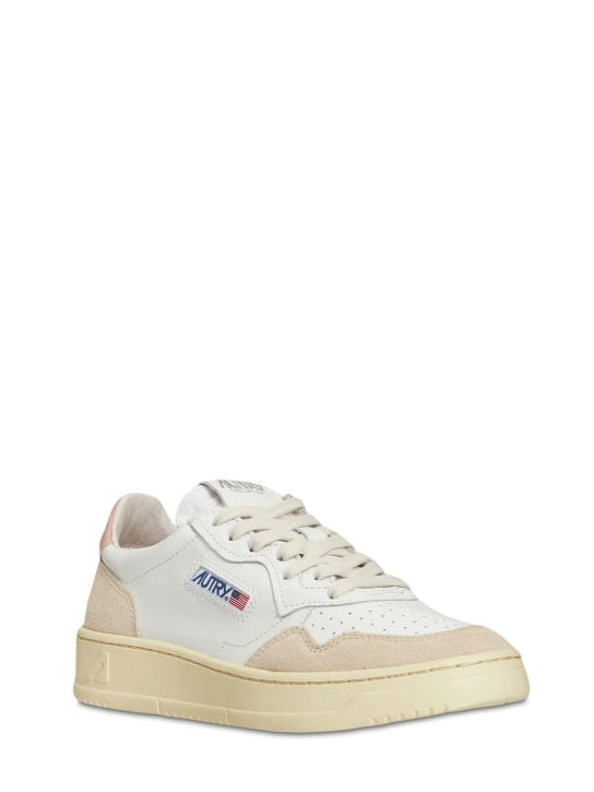 snekaers medalis low aulw LS37 bianche e beige 