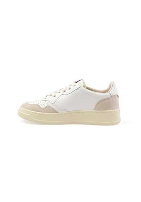 snekaers medalis low aulw ls 33 bianche e beige AUTRY | AULWLS33