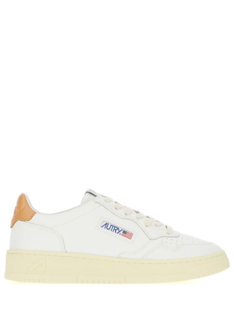 medalist low aulm ll76 snekaers woman white and sand AUTRY | AULWLL76