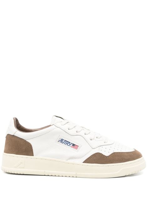 White/cigar