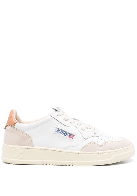 White/sand/beige