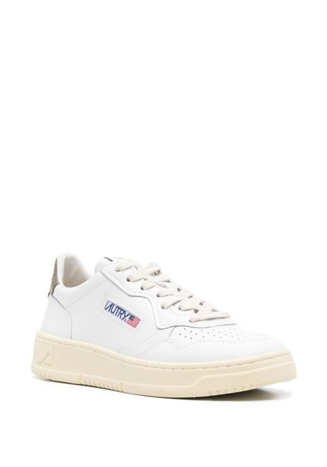 medalist aulw low ll77 sneakers woman white and military green AUTRY | AULWLL77
