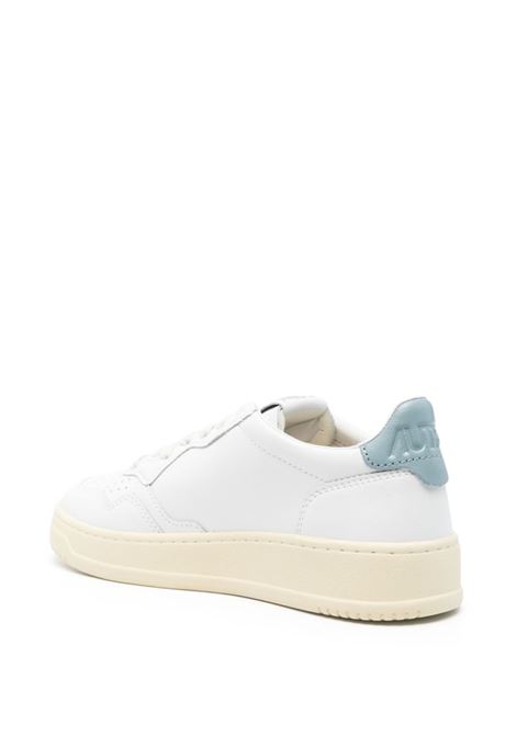 medalis low aulw ll79 sneakers woman white and light blue AUTRY | AULWLL79
