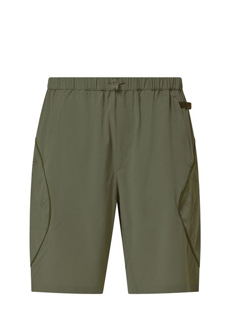 pantaloncini latitude fight uomo verde militare OAKLEY | FOA4068267C9
