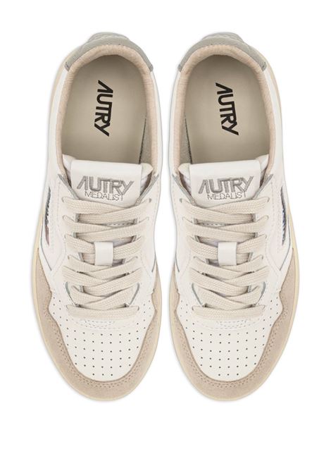 sneakers medalist low aulm ls14 uomo bianche beige e verde salvia AUTRY | AULMLS14