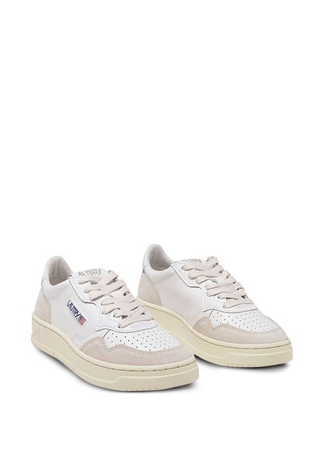 snekaers medalis low aulw LS33 bianche e beige AUTRY | AULWLS33