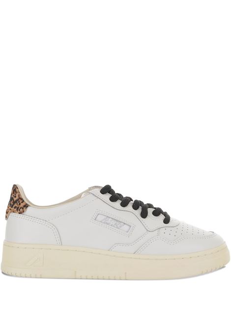 medalisst low aulw 0c01 woman white AUTRY | AULWOC01