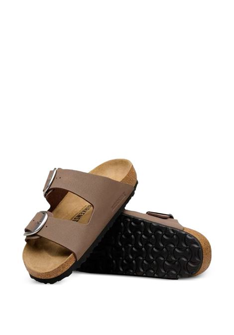 sandali arizona big buckle unisex beige scuro BIRKENSTOCK | 1032081MOCCA