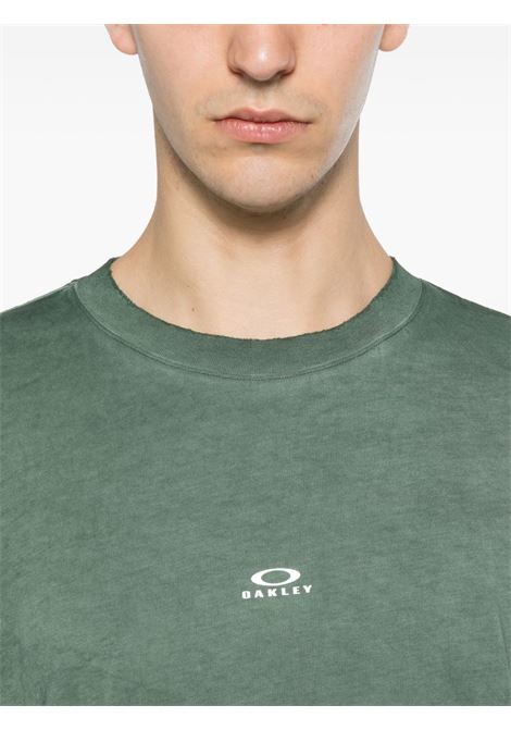 t-shirt latitude uomo verde OAKLEY | FOA40854574O