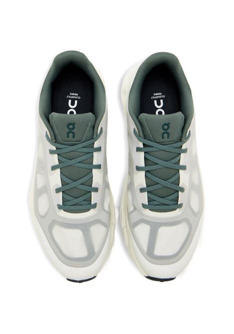 cloudtilt remix green olive and ivory ON | 3MG10273686