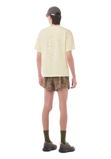 t-shirt mothtech uomo gialla SATISFY | 1100641A04