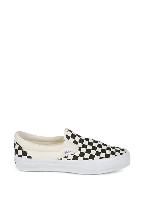 sneakers lx slip-on unisex bianche e nere VANS | VN000CSE2BO1