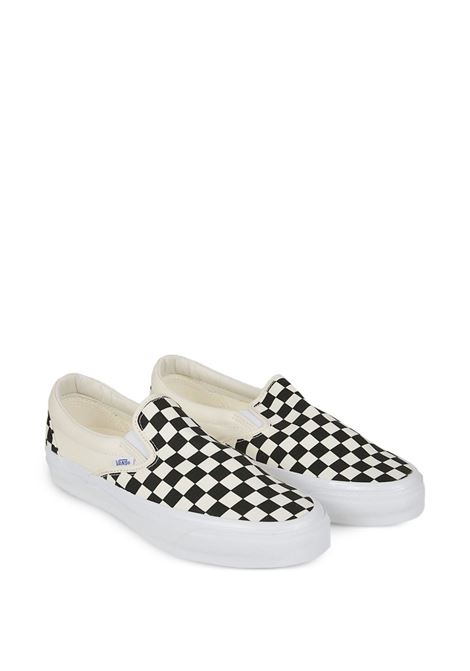 sneakers lx slip-on unisex bianche e nere VANS | VN000CSE2BO1