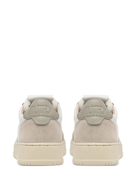 sneakers medalist low aulm ls14 uomo bianche beige e verde salvia AUTRY | AULMLS14